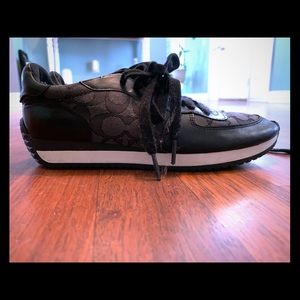 Black Coach Gym Shoe